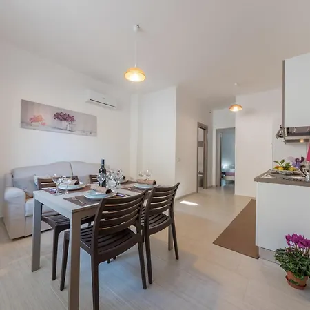 Bluside & Apartment